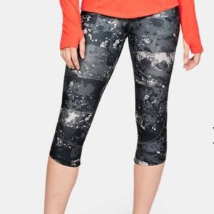 Under Armour Fly Fast‎ Printed Black Small Capri